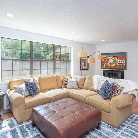 Experience Nirvana With Artwork Collections From Around The Globe Located In Lakewood Neighborhood In Se Boise Next To A Park, Minutes From Bown Crossing And The Boise River, 10 Minutes To Downtown, 4 Beds, Sleeps 8, Pets Welcome In Large Fenced In Y Exterior foto